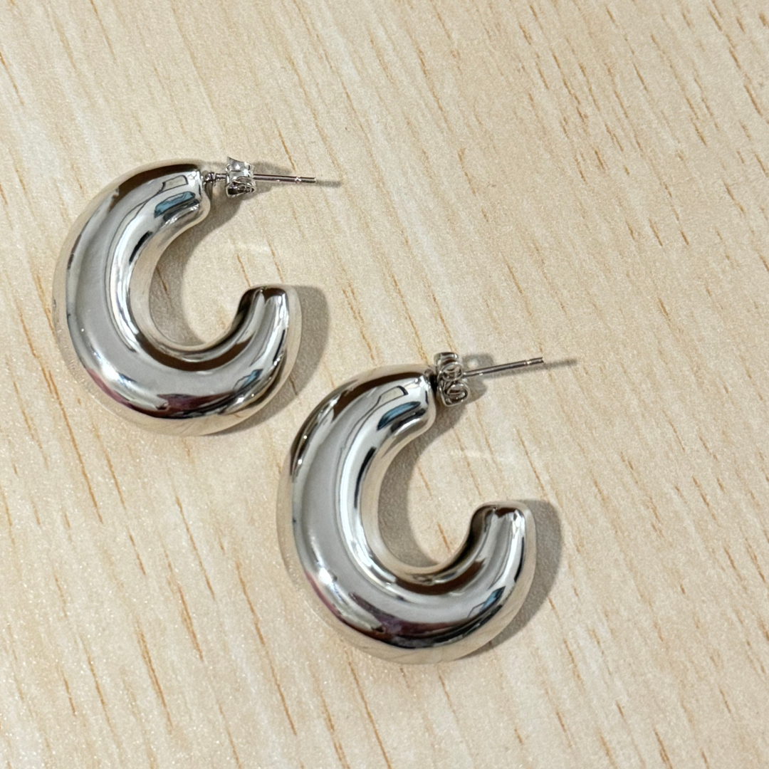 Plata Silver Hoops