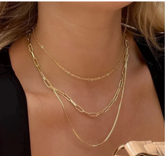 De Oro Layered Necklace